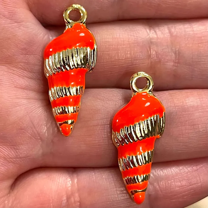 24Kt Gold Plated Enamelled Sea Shell Charms 2 pcs in a pack Peppy Beads Earrings 24Kt Gold Plated Enamelled Sea Shell Charms 2 pcs in a pack Peppy Beads Earrings