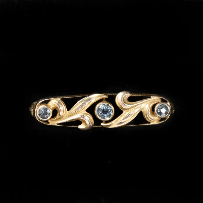 Art Nouveau 14K Yellow Gold and Sapphire Brooch OTC Necklaces
