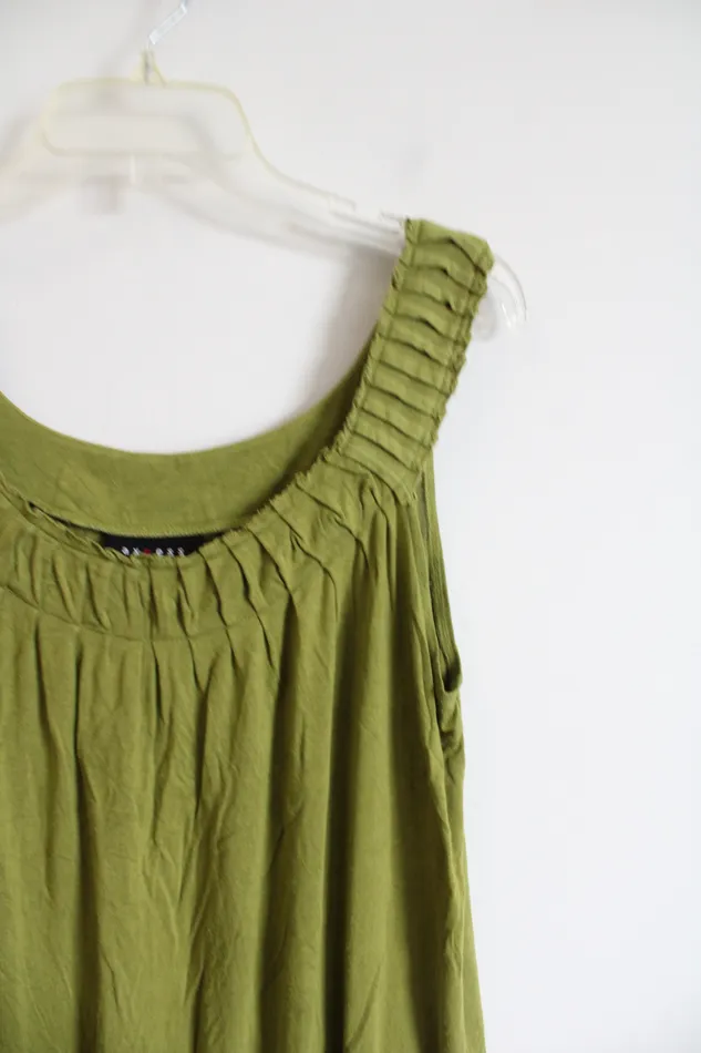 Axcess Axcess Green Pleated Neckline Tank Top M Earrings