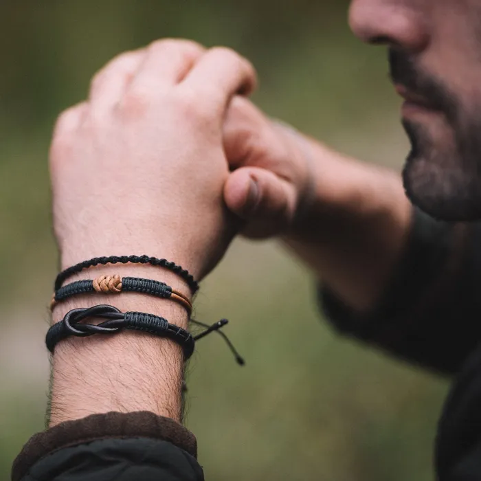 Bracelets Macrala Knot Mens Leather Bracelet