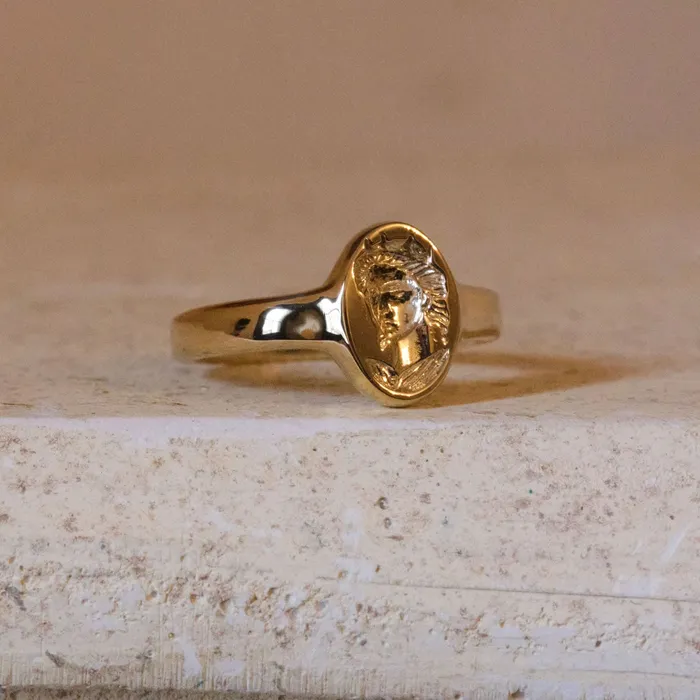 COMMON ERA Rings Boudica Solid Gold Signet Ring