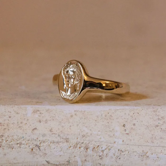 COMMON ERA Rings Boudica Solid Gold Signet Ring