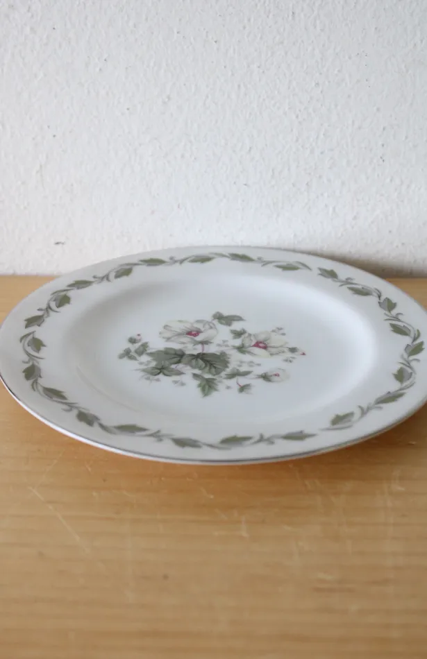 Earrings Flair Flair Fine China Japan Irene 4149 Dessert Plate 6