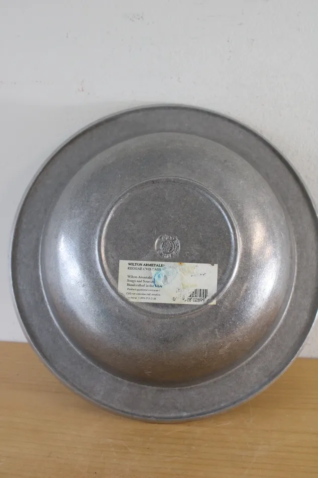 Earrings Wilton Armetale Wilton Armetale Reggae Pewter Etched Rim Serving Bowl