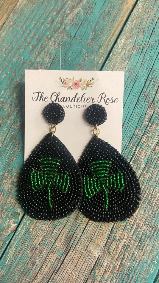 Earrings YKT BLACK BEADED CLOVER STUD EARRINGS