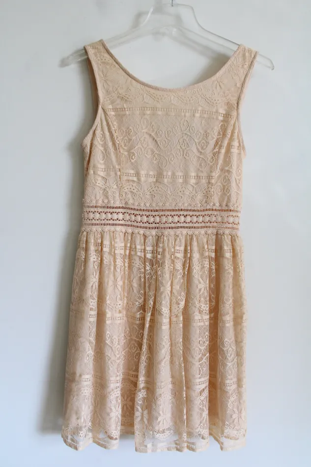 Forever 21 Lace ALine Dress M Forever 21 Necklaces
