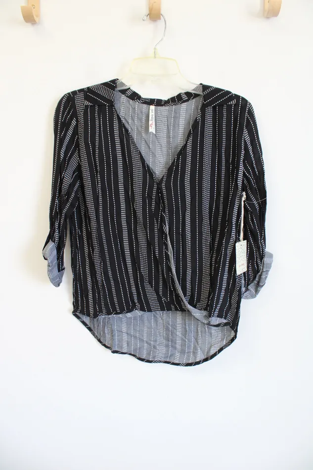 Girl Krazy NEW Girl Krazy Black White Striped Top M Rings