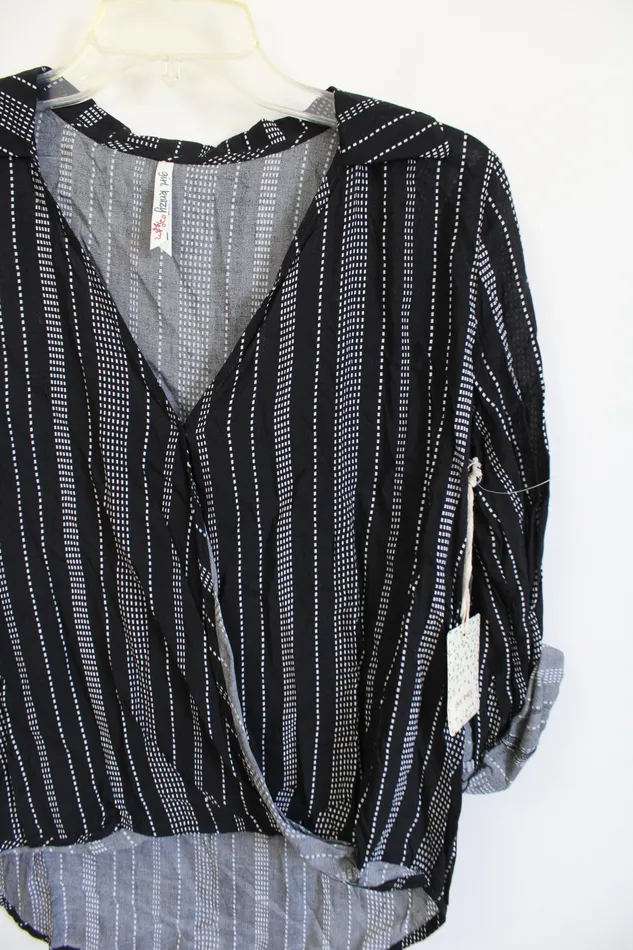 Girl Krazy NEW Girl Krazy Black White Striped Top M Rings