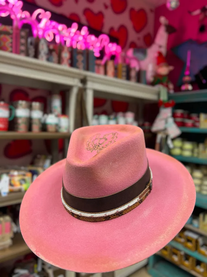 HATTERS OF AMERICA Earrings CORRAL REBEL FELT HAT PINK