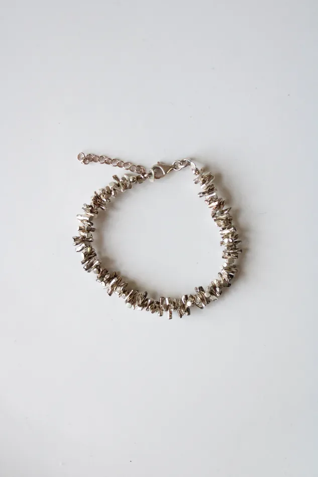 Jubilee Thrift Bracelets Sterling Silver Beaded Puka Shell Look Bracelet
