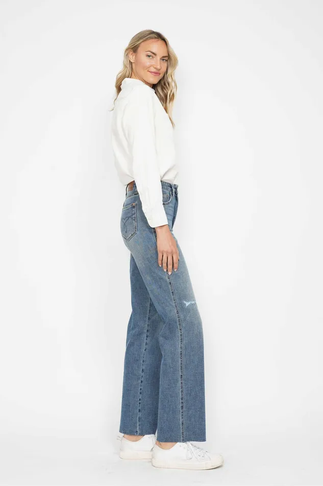JUDY BLUE JUDY BLUE HIGH WAIST TUMMY CONTROL RAW HEM STRAIGHT JEAN MEDIUM STONE Rings JUDY BLUE JUDY BLUE HIGH WAIST TUMMY CONTROL RAW HEM STRAIGHT JEAN MEDIUM STONE Rings