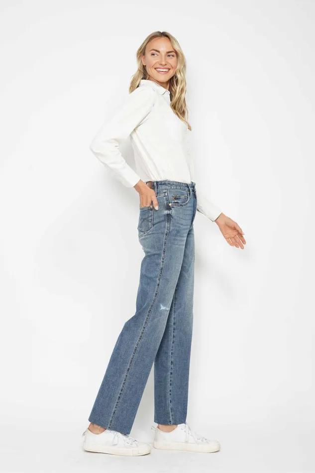 JUDY BLUE JUDY BLUE HIGH WAIST TUMMY CONTROL RAW HEM STRAIGHT JEAN MEDIUM STONE Rings JUDY BLUE JUDY BLUE HIGH WAIST TUMMY CONTROL RAW HEM STRAIGHT JEAN MEDIUM STONE Rings