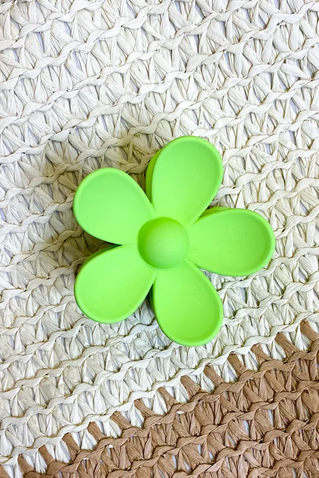 Large Matte Flower Claw Clip Lime Judson Earrings
