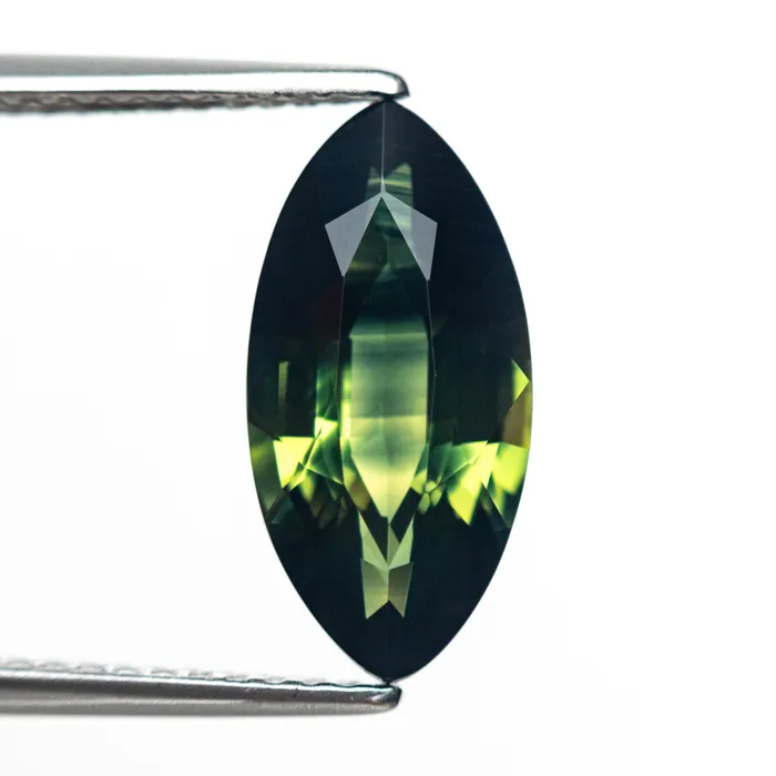 Misfit Gems Earrings 335ct 1412x694x448mm Marquise Brilliant Sapphire 2573101
