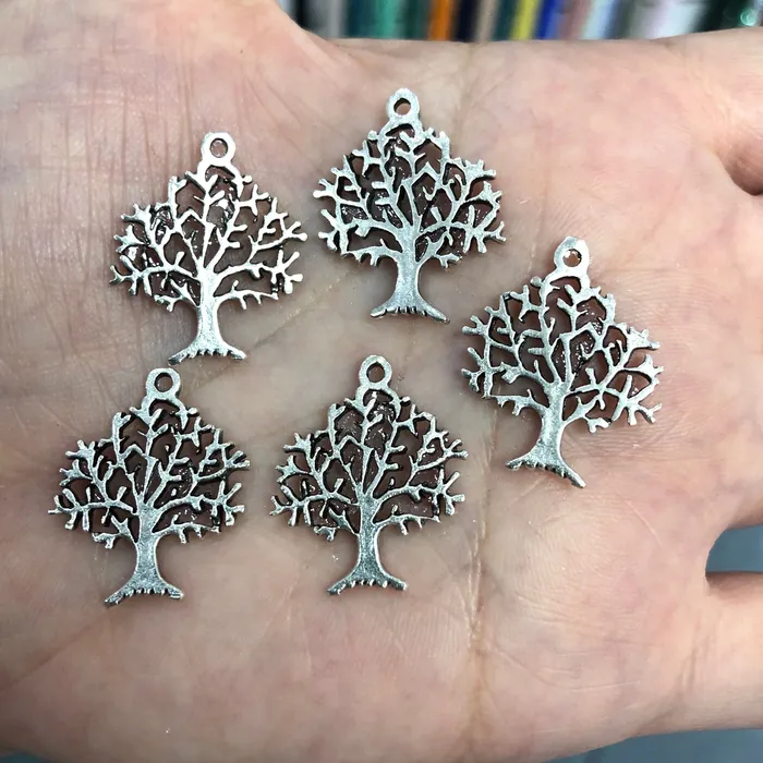 Necklaces Antique Silver Plated Tree Of Life Charms 5 pieces in a pack Peppy Beads Necklaces Antique Silver Plated Tree Of Life Charms 5 pieces in a pack Peppy Beads