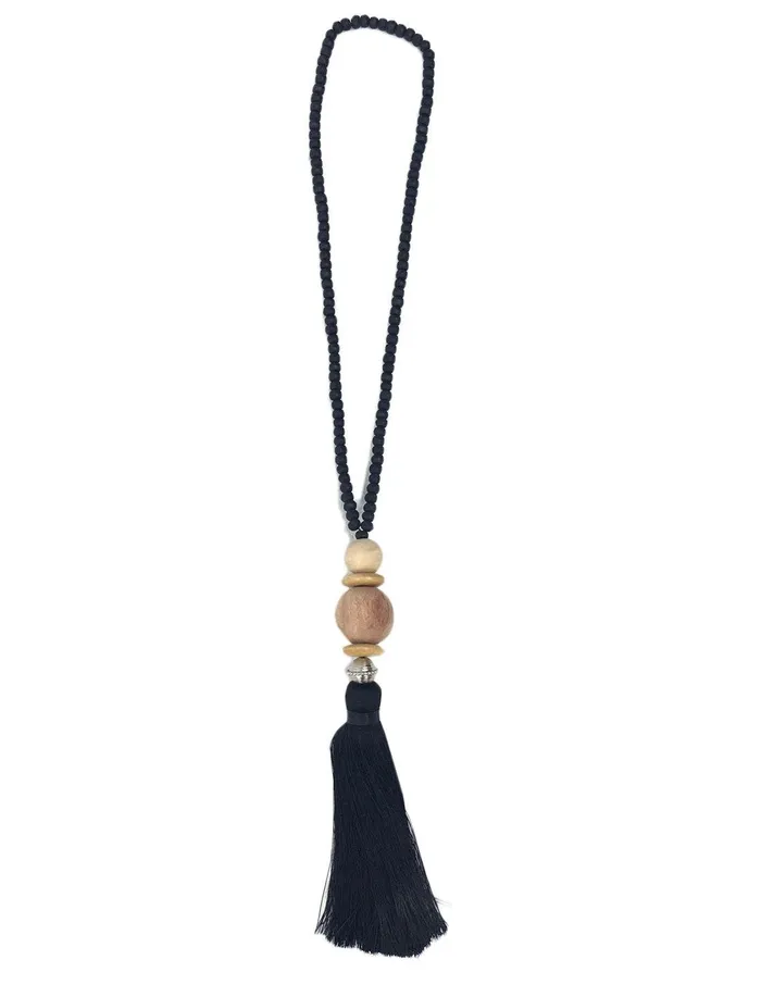 Necklaces Erika Pea Gilligan Short Tassel Necklace