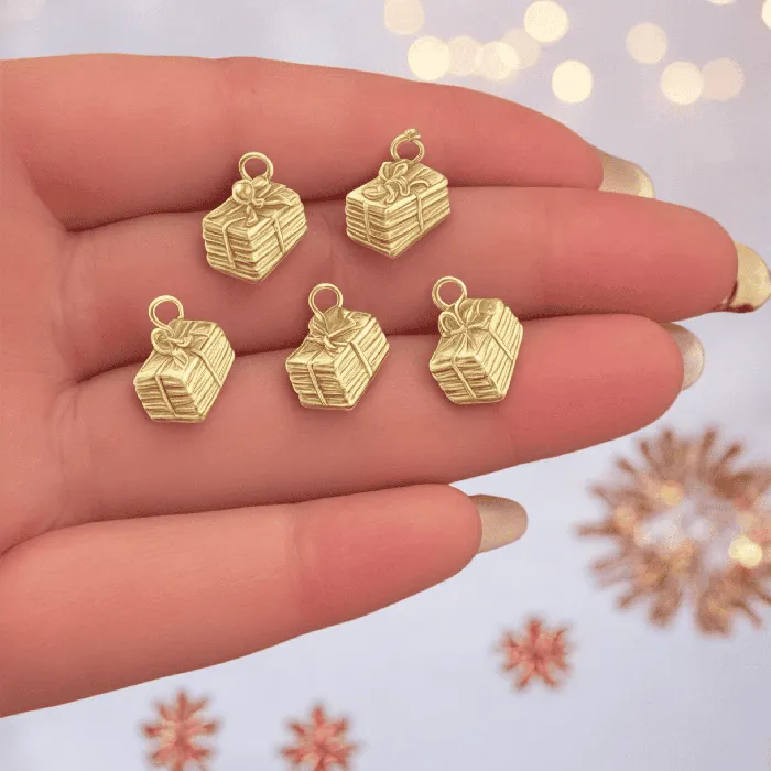 Necklaces Peppy Beads 24Kt Gold Plated Christmas Gift Pack Charms 5 pcs in a pack Christmas Collection Charms Necklaces Peppy Beads 24Kt Gold Plated Christmas Gift Pack Charms 5 pcs in a pack Christmas Collection Charms