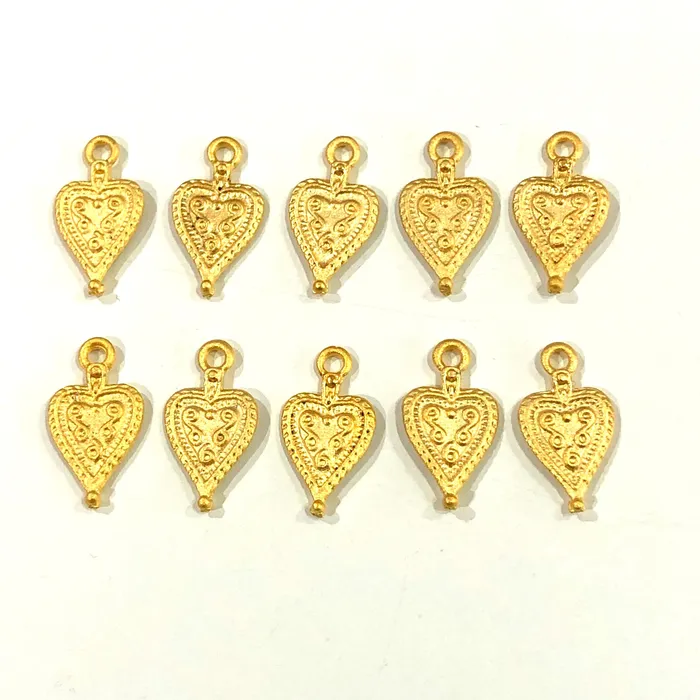 Peppy Beads Necklaces Tiny Heart 24Kt Matte Gold Plated Charms Tiny Heart Pendants 5 pieces in pack Peppy Beads Necklaces Tiny Heart 24Kt Matte Gold Plated Charms Tiny Heart Pendants 5 pieces in pack