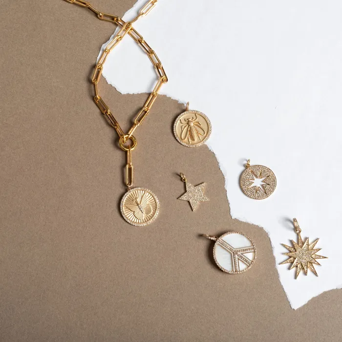 RACHEL LYNN CHICAGO Necklaces Yellow Gold and Diamond Bee Coin Pendant