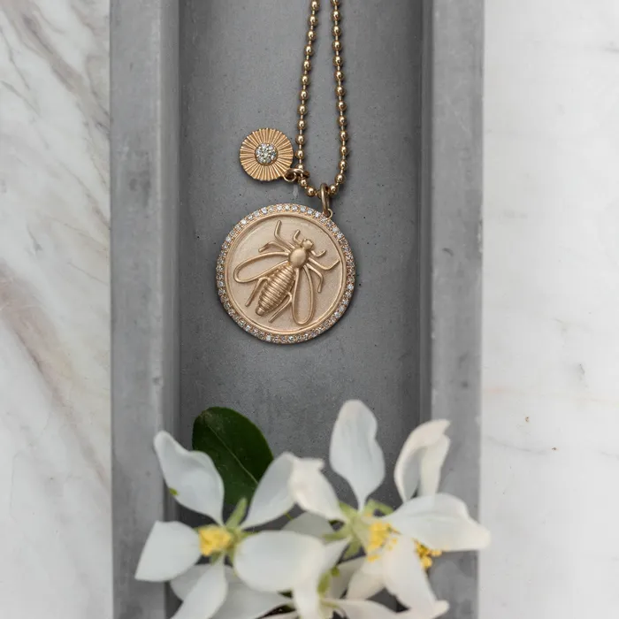 RACHEL LYNN CHICAGO Necklaces Yellow Gold and Diamond Bee Coin Pendant