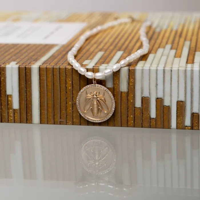 RACHEL LYNN CHICAGO Necklaces Yellow Gold and Diamond Bee Coin Pendant