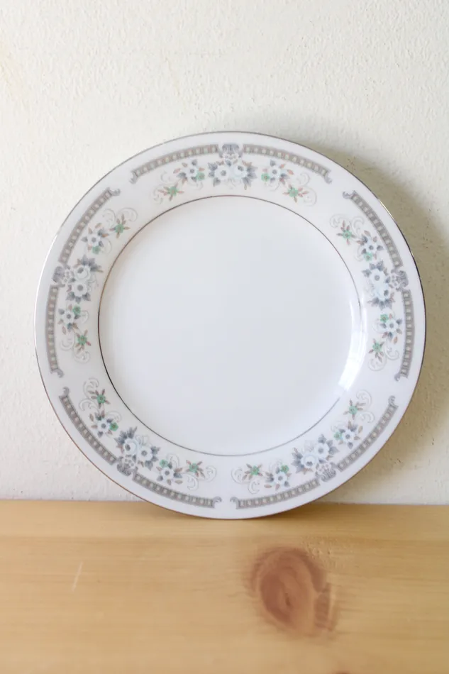 Rings Jubilee Thrift White Green Floral China Silver Rim Salad Plate 8