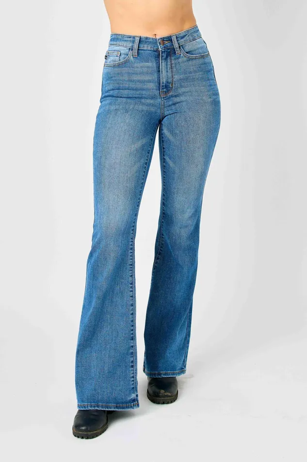 Rings JUDY BLUE JUDY BLUE HIGH WAIST CLASSIC FLARE MEDIUM STONE