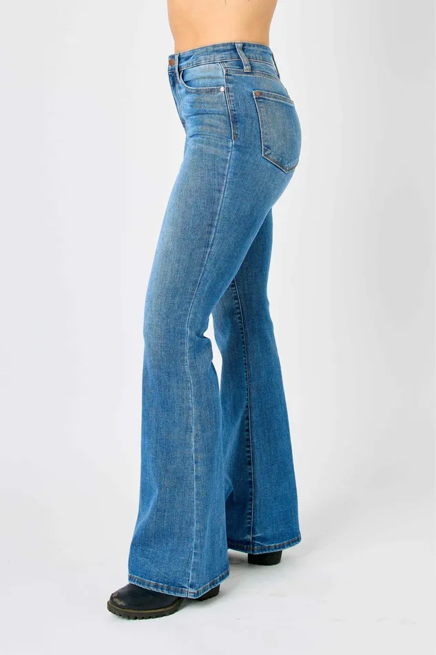 Rings JUDY BLUE JUDY BLUE HIGH WAIST CLASSIC FLARE MEDIUM STONE Rings JUDY BLUE JUDY BLUE HIGH WAIST CLASSIC FLARE MEDIUM STONE