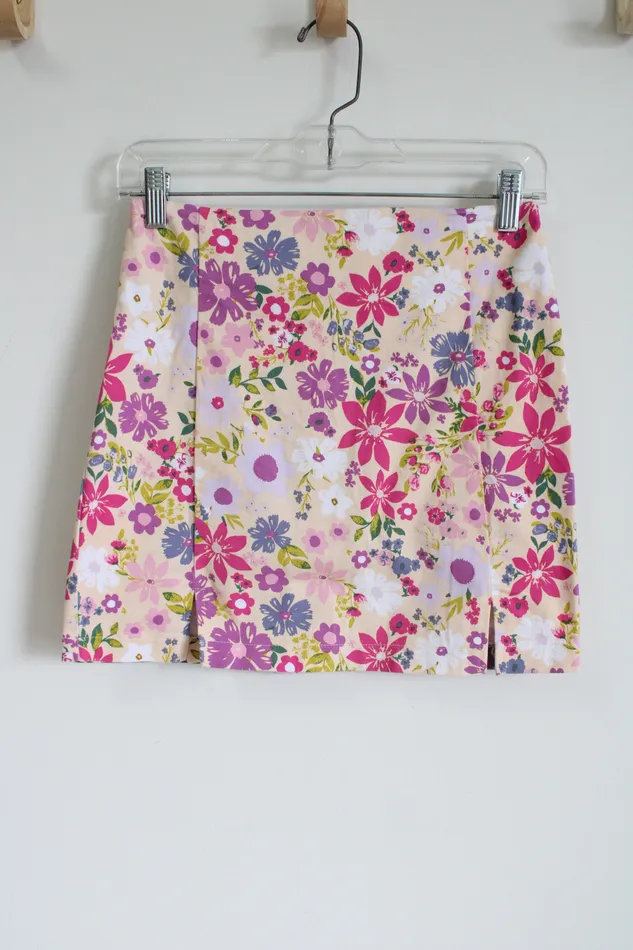 Rings Love On A Hanger Pink Floral Mini Skirt 3 Love On A Hanger