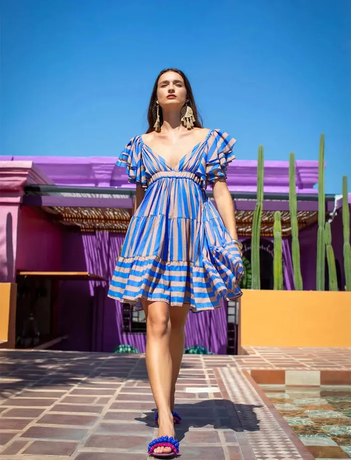 VALE SHORT DRESS STRIPE Erika Pea Earrings VALE SHORT DRESS STRIPE Erika Pea Earrings