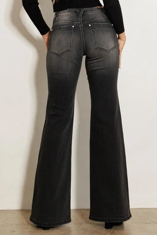 VIBRANT ARIANA FLARE JEANS BLACK STONE VIBRANT Rings VIBRANT ARIANA FLARE JEANS BLACK STONE VIBRANT Rings